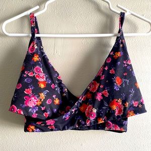 Fabletics sports bra